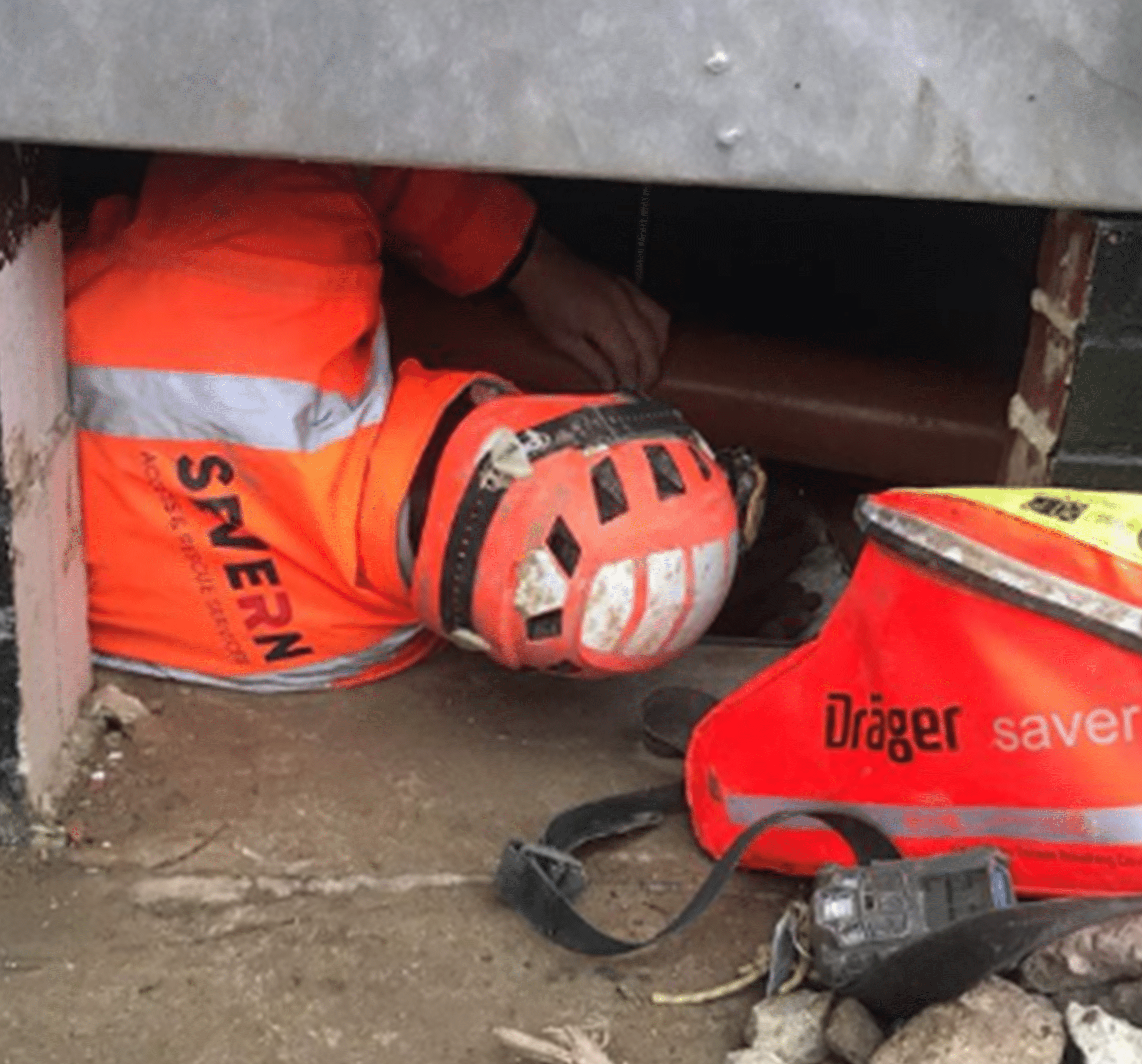 A Severn Access confined space specialist carrying out a confined space rescue