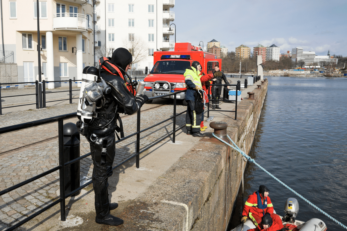 A Severn Access water rescue operative carrying out boat safety services