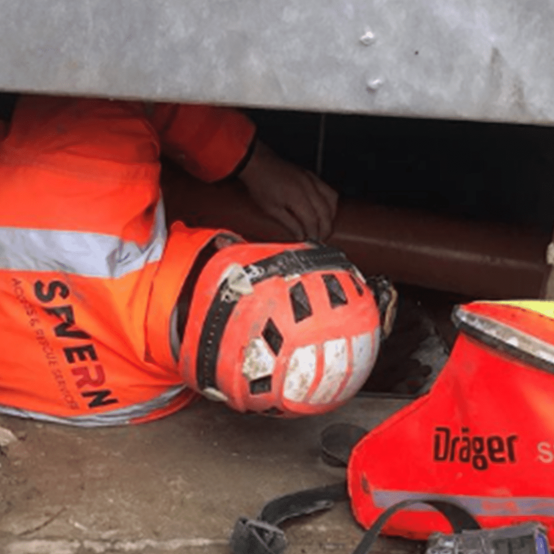 A Severn Access confined space rescue team in London executing a rescue