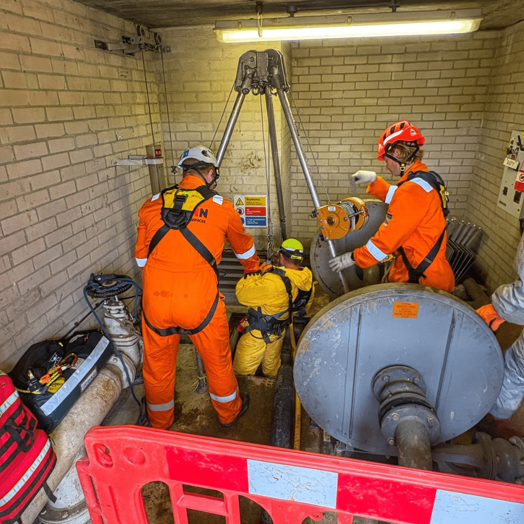 confined-space-rescue-services-bristol A Severn Access confined space rescue team in Bristol